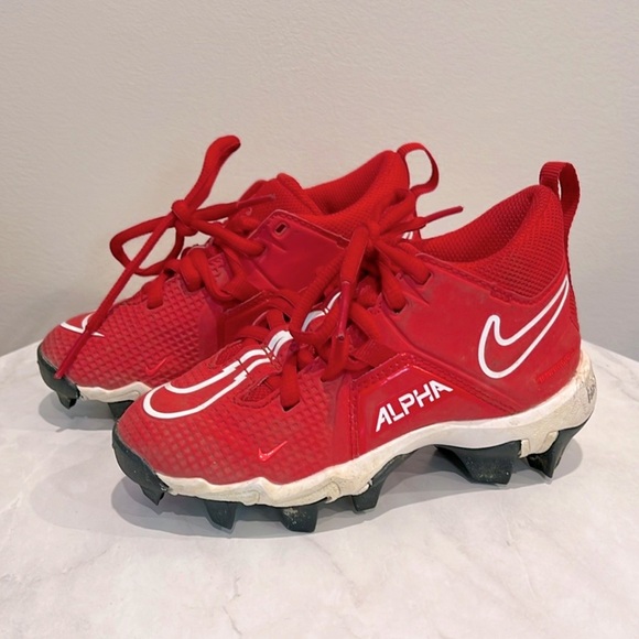 🔥Nike Kids Alpha Red Sports Shoes🔥 - Picture 1 of 5